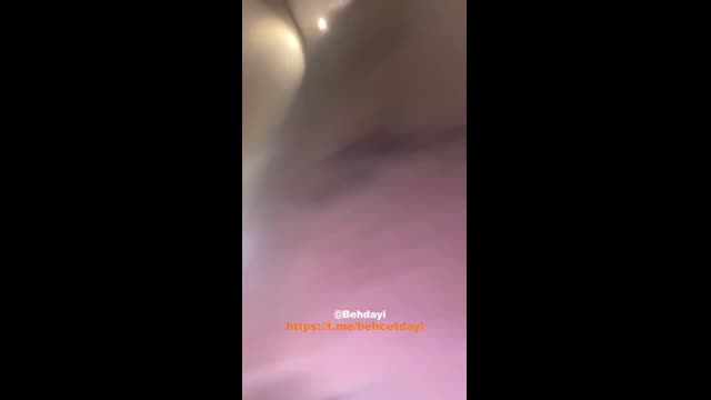 Pembe Yastikta Kalça Sallıyor · Arden İfşa Videosu